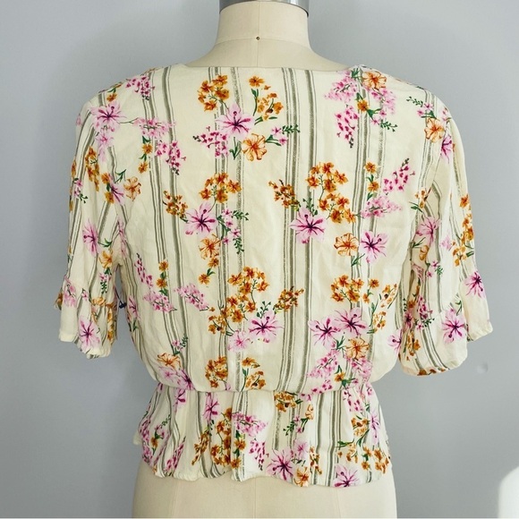 Lost + Wander Floral Bloom Baby Blouse- Size Medium - Picture 3 of 7
